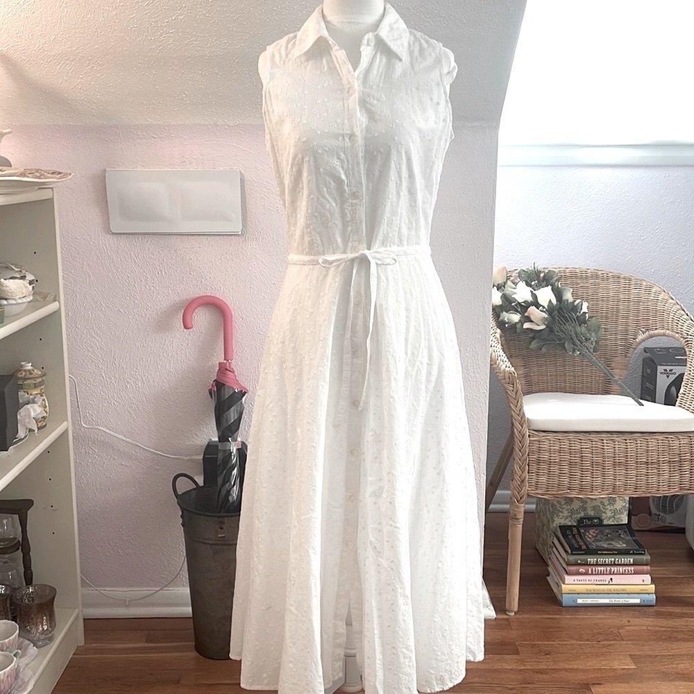 DUCK Head white lace eyelet dress size L *